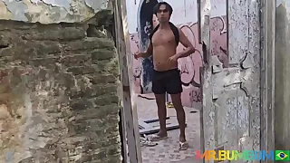 SEXO NO CASAR&Atilde;O ABANDONADO